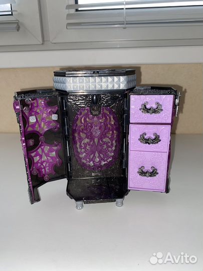 Столик Ever After High