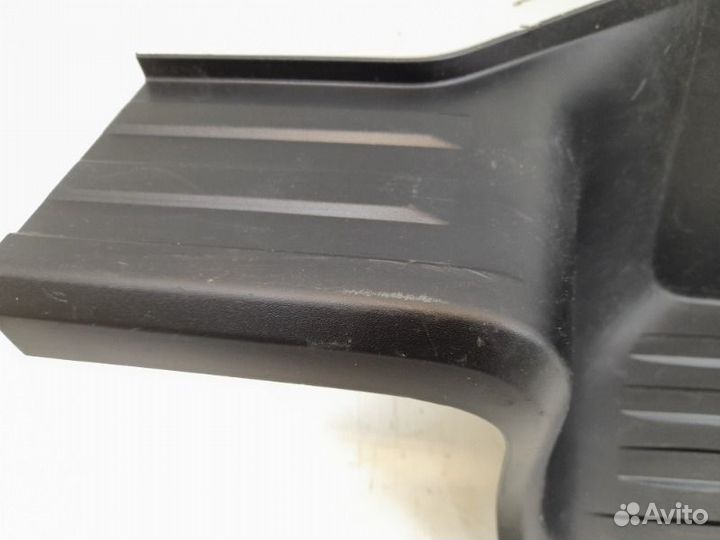 Накладка бампера задняя Toyota Hilux 8 2015-2023