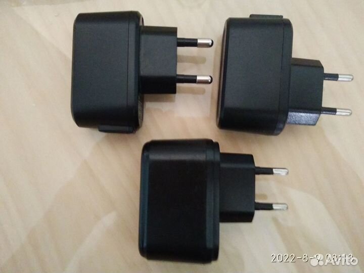 Зарядное устройство