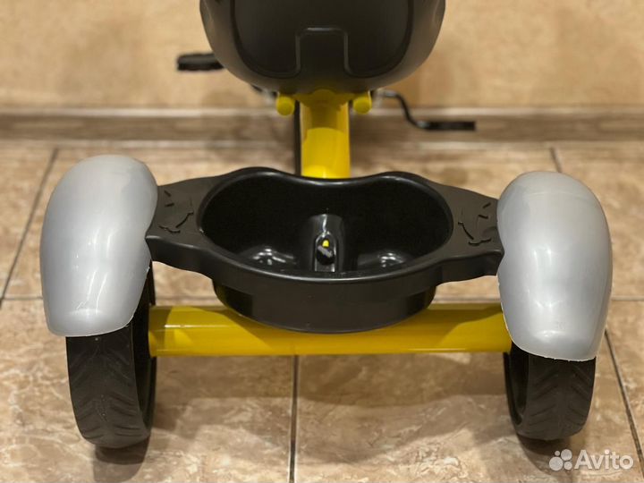 Детский трехколесный велосипед