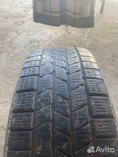 Pirelli Scorpion 215/70 R16