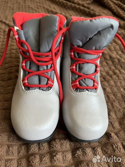 Лыжные ботинки 36 размер