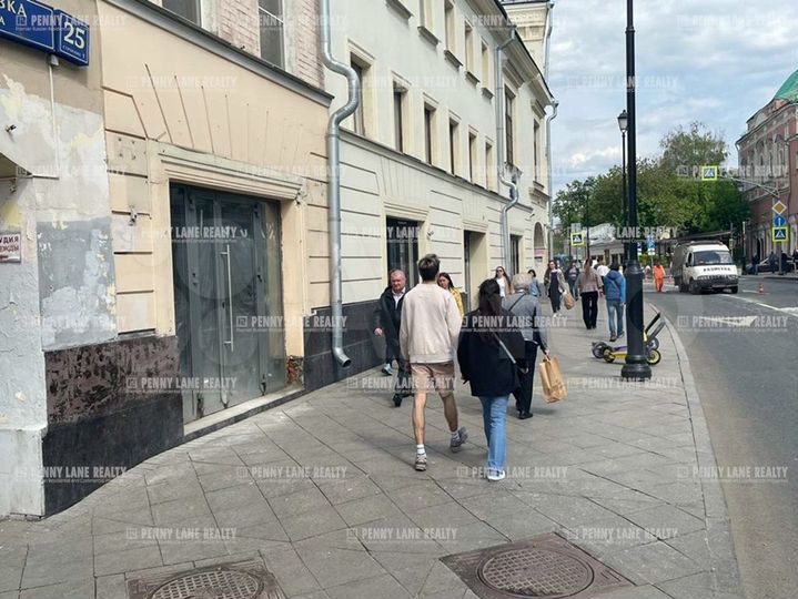 Продам торговое помещение, 313 м²