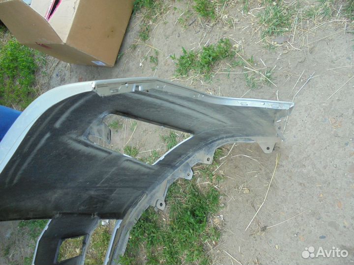 Бампер передний Toyota Hiace H300 2019