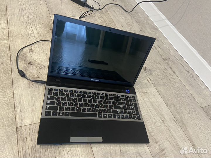 Ноутбук samsung np300v5a