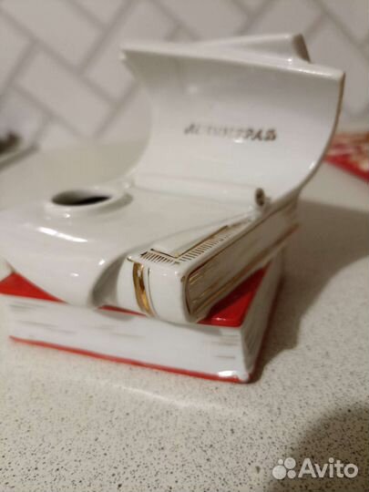 Чернильница лфз фарфоровая статуэтка