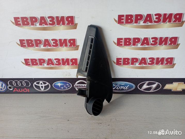 Уголок зеркала передний левый Skoda Octavia A5 BSF