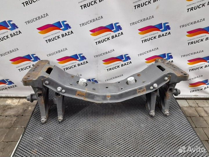 21332947 Траверса рамы передняя поперечная