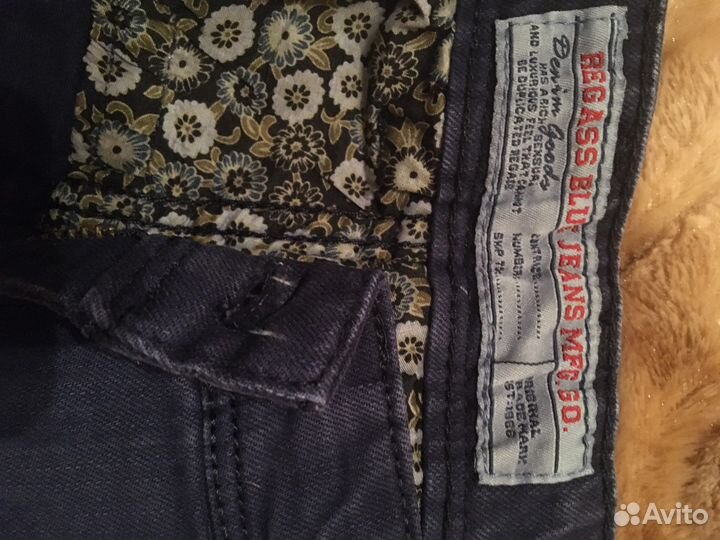 Джинсы новые Regass