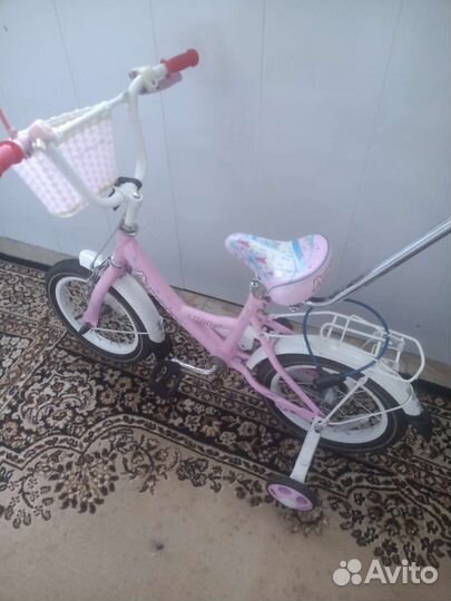 Детский велосипед с ручкой бу
