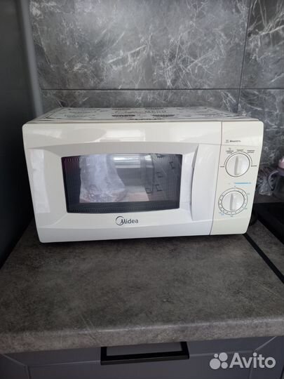 Микроволновая печь Midea