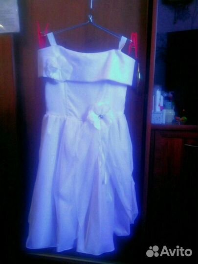 Платье праздничное