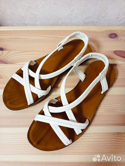 Кроссовки женские, сандалии 37 пакетом