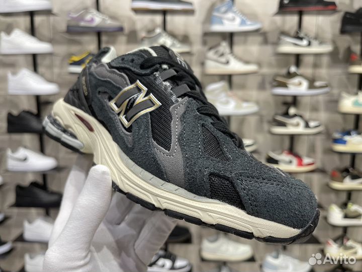 Кроссовки New Balance 1906D