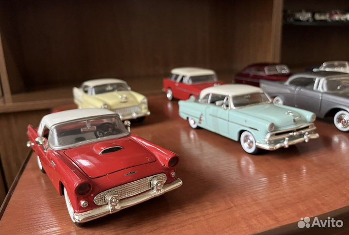 Коллекционные модели машин 1:24