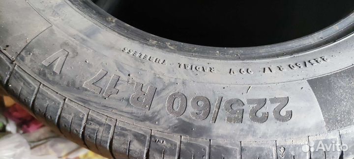 Continental ContiSportContact 5 SUV ContiSeal 225/60 R17