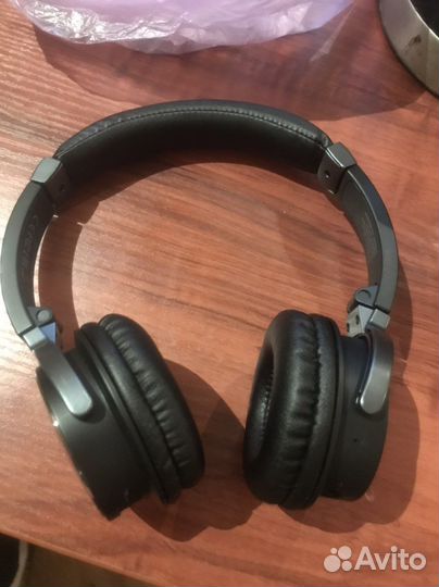 Беспроводные наушники