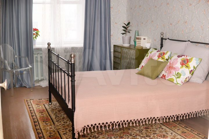 1-к. квартира, 42 м², 4/4 эт.