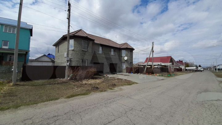 Дом 136 м² на участке 4,5 сот.