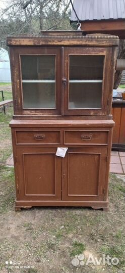 Старинный буфет
