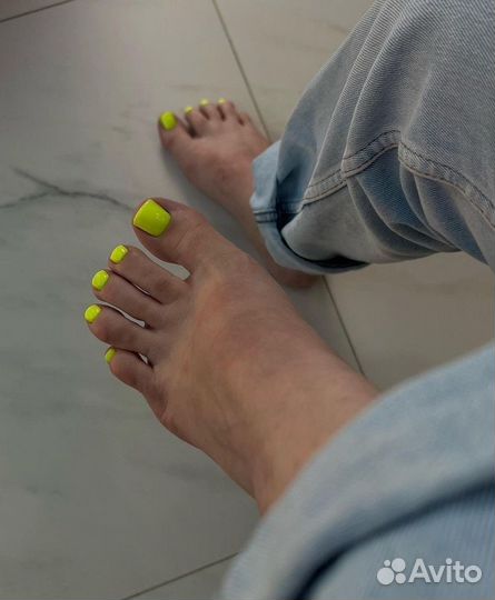 Аппаратный педикюр