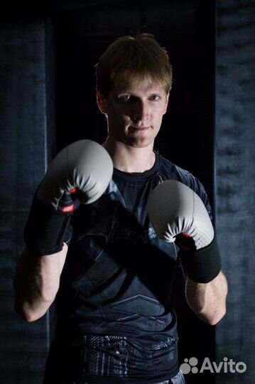 Тренер по карате/ кикбоксингу/ ножевому бою