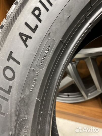 Michelin Pilot Alpin 5 SUV 285/45 R22 114V