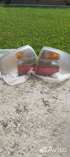 Фонарь задний левый и правый Audi A6 (4B, C5)