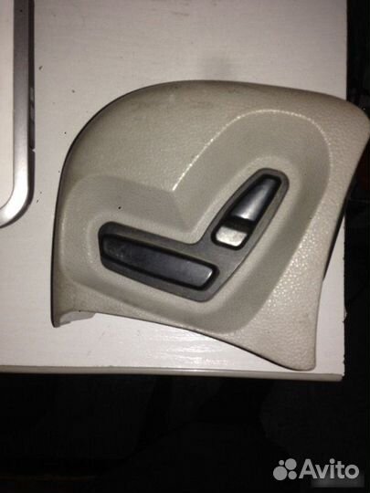 Кнопка регулировки сидения Mercedes-Benz E-Class