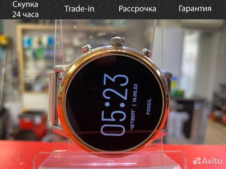 Смарт-часы Fossil DF10F1