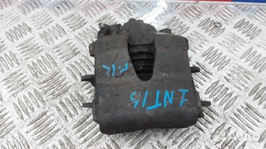 Суппорт тормозной передний правый skoda octavia A7