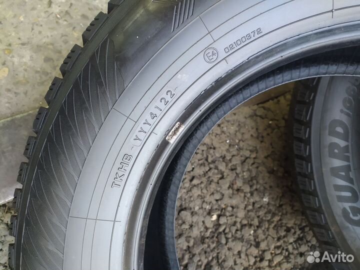 Yokohama Ice Guard IG65 215/65 R16