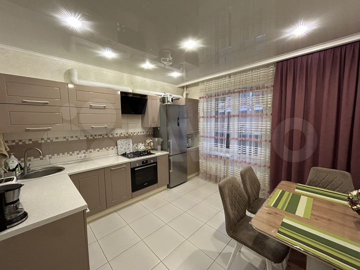 2-к. квартира, 62,5 м², 1/5 эт.