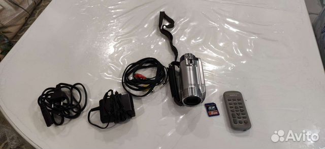 Цифровая видеокамера