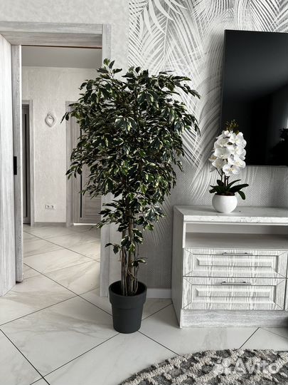 Искусственные цветы изИскусственное дерево в кашпо