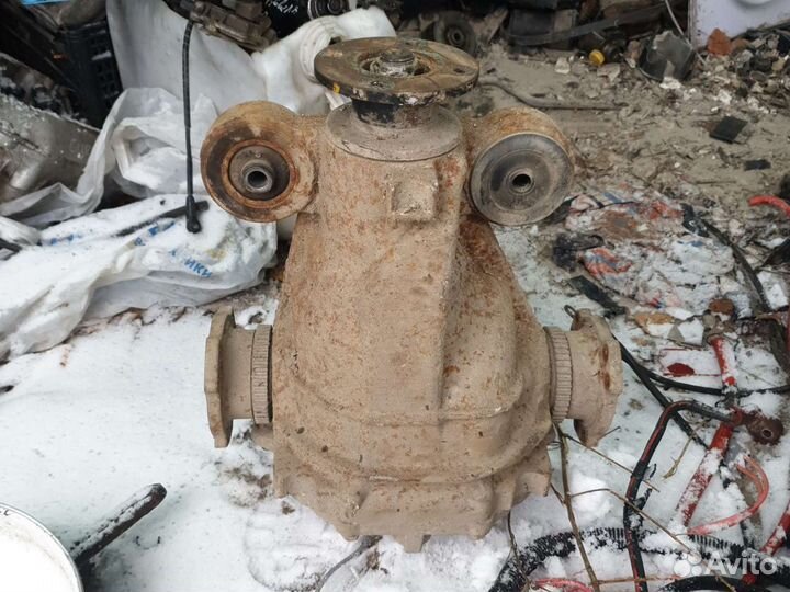 Редуктор Nissan Skyline V35 VQ25DD