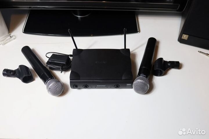 Радиосистема Shure UT4 UHF-2 Sm58 2 радиомикрофона
