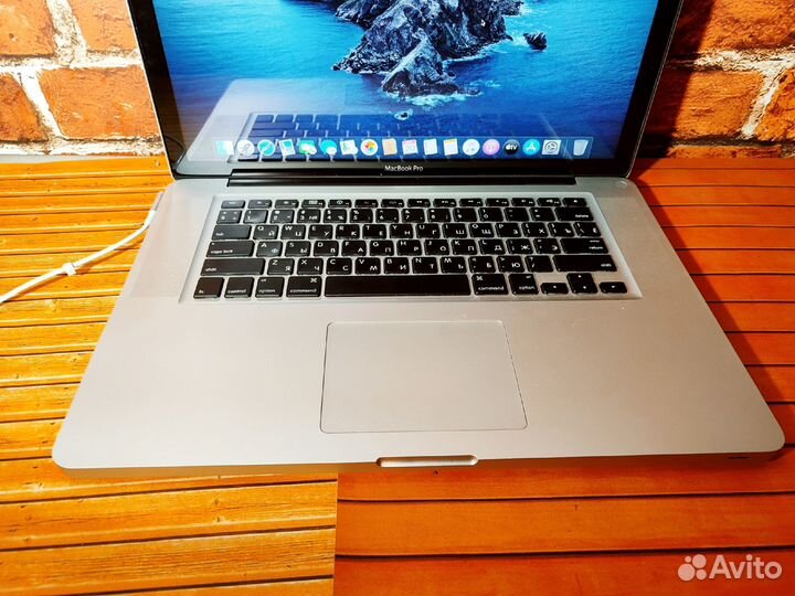 Macbook Pro A1286 - intel \ 6 Озу \ GeForce \ SSD