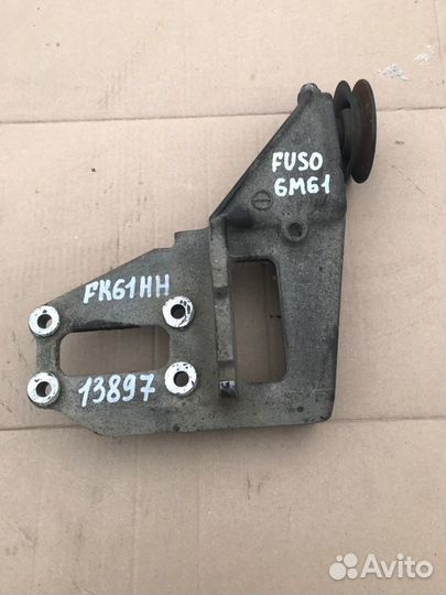 Кронштейн компрессора кондиционера Mitsubishi Fuso