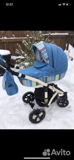 Коляска 2 в 1 стульчик для кормления в подарок
