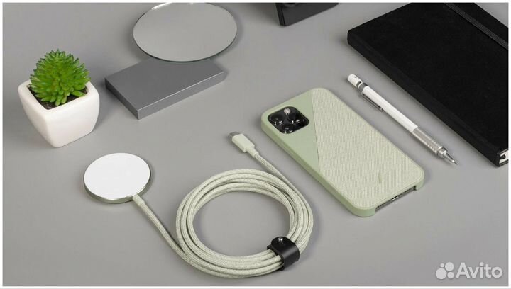 Native Union Snap Magnetic Wireless Charger