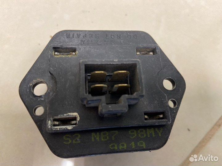 Резистор печки Kia Shuma BFD 1999