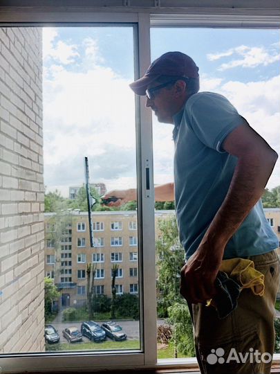 Мытье окон балконов