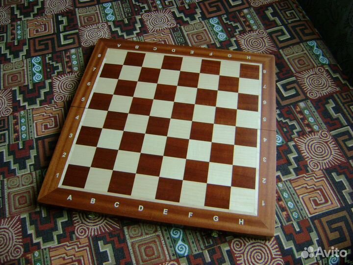 Шахматная доска Турнирная Красное дерево Шахматы