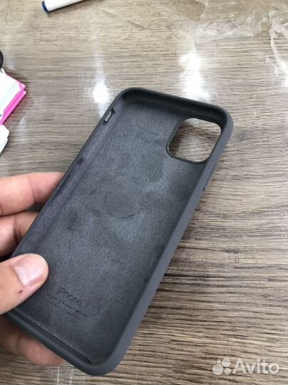 Чехол на iPhone 11 силиконовый