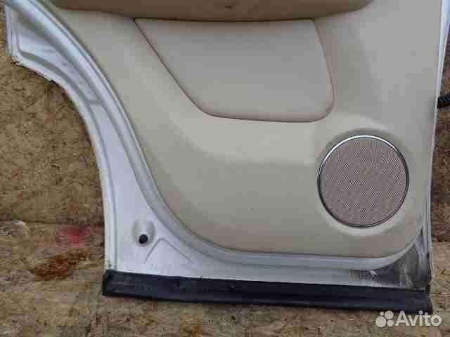 Дверь задняя левая Cadillac Escalade