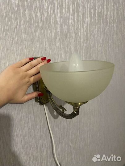 Люстры и светильники бу