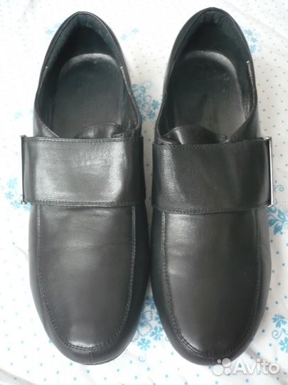 Новые кожаные туфли