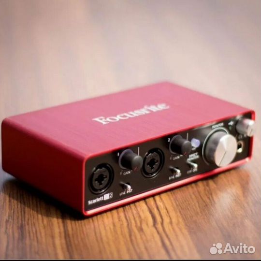 Focusrite Scarlett 2i2 2nd Gen