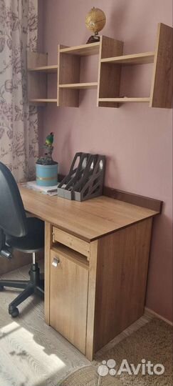 Школьный уголок